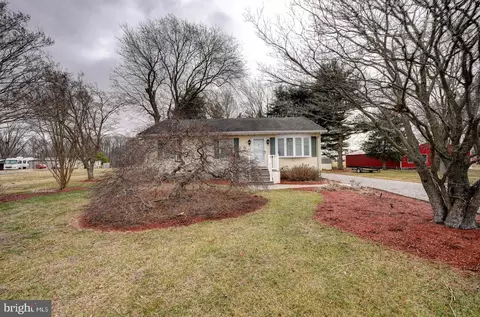 460 Silver Leaf Ln, Dover, DE 19901 photo 3