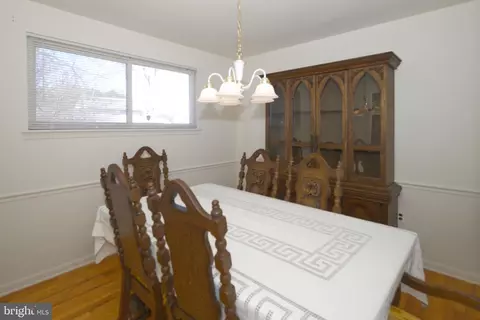 Dining - 843 Townsend Blvd, Dover, DE 19901 photo 3 of 4