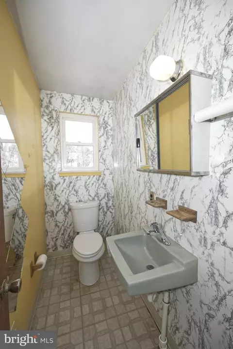 Bath - 843 Townsend Blvd, Dover, DE 19901 photo 1 of 5