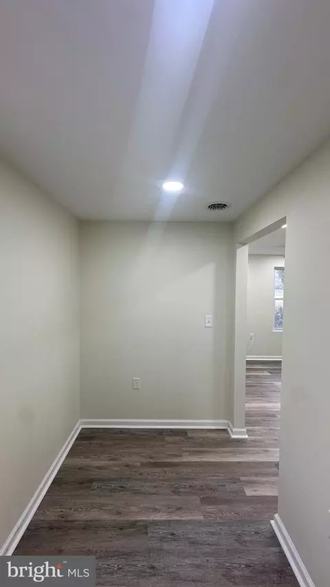 Entry Way - 118 N Queen St, Dover, DE 19904 photo 4 of 7