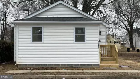 Other - 118 N Queen St, Dover, DE 19904 photo 2 of 14