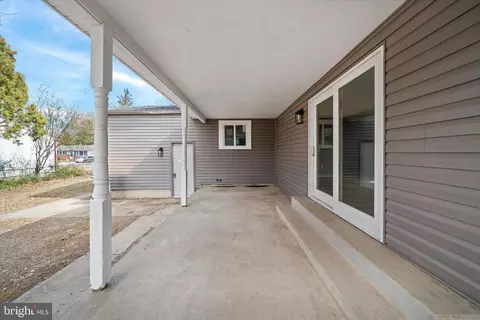 Exterior - 224 Bradley Rd, Dover, DE 19901 photo 4 of 5