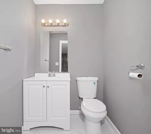 Bath - 224 Bradley Rd, Dover, DE 19901 photo 1 of 3