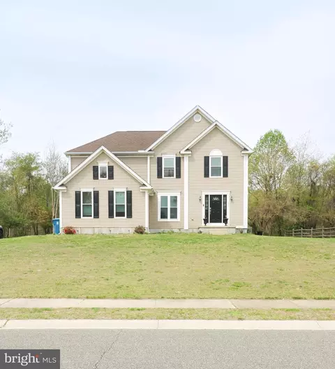 297 W Darby Cir, Dover, DE 19904
