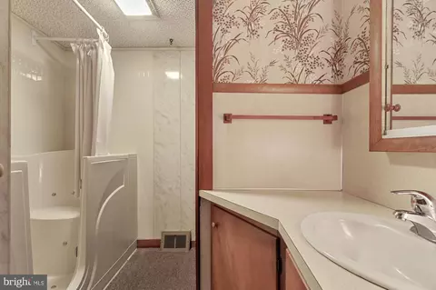 Bath - 142 Mitscher Rd, Dover, DE 19901 photo 1 of 1
