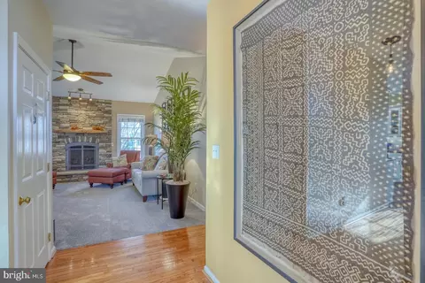 Entry Way - 17 Fenwick Ct, Dover, DE 19904 photo 2 of 14