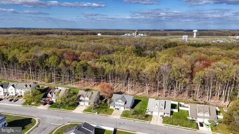 View/Area - 433 E Wind Dr, Dover, DE 19901 photo 2 of 3