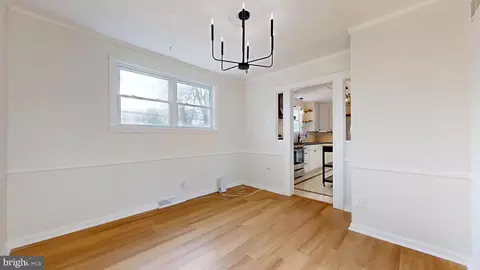 Entry Way - 324 Eisenhower Dr, Dover, DE 19901 photo 2 of 22