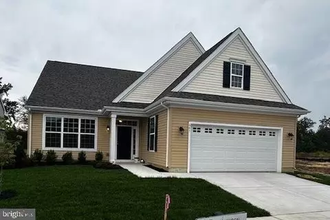 687 Resort Blvd, Dover, DE 19904