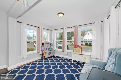 Entry Way - 9 High St, Harrington, DE 19952 photo 2 of 2