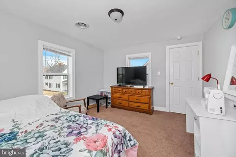 Bedroom - 9 High St, Harrington, DE 19952 photo 6 of 6