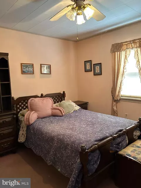 Bedroom - 124 Karl Dr, Dover, DE 19901 photo 1 of 2