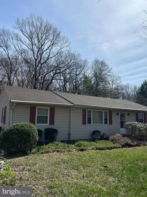 Exterior - 124 Karl Dr, Dover, DE 19901 photo 15 of 17