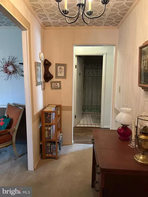 Entry Way - 124 Karl Dr, Dover, DE 19901 photo 4 of 5
