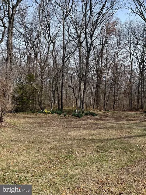 Exterior - 124 Karl Dr, Dover, DE 19901 photo 3 of 17