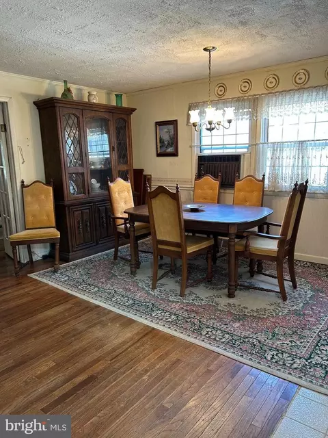 Dining - 124 Karl Dr, Dover, DE 19901 photo 3 of 4