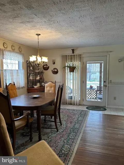 Dining - 124 Karl Dr, Dover, DE 19901 photo 2 of 4