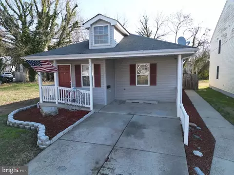 Exterior - 35 S Queen St, Dover, DE 19904 photo 3 of 3