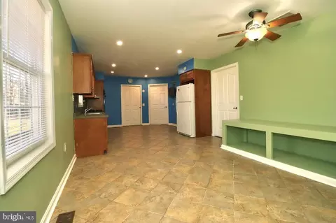 Entry Way - 35 S Queen St, Dover, DE 19904 photo 1 of 3
