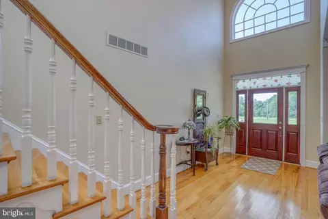 Entry Way - 5045 Sandy Bend Rd, Marydel, DE 19964 photo 1 of 10