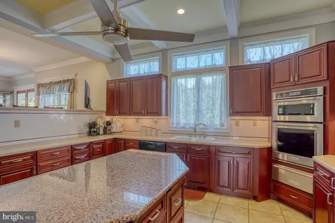 Kitchen - 5045 Sandy Bend Rd, Marydel, DE 19964 photo 5 of 7