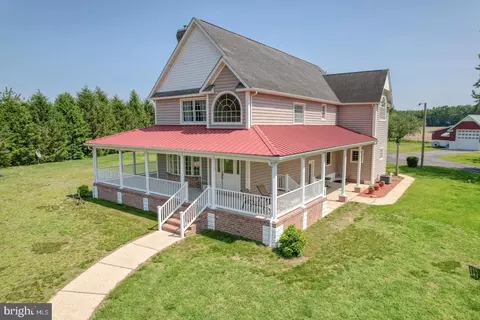 Exterior - 5045 Sandy Bend Rd, Marydel, DE 19964 photo 3 of 19
