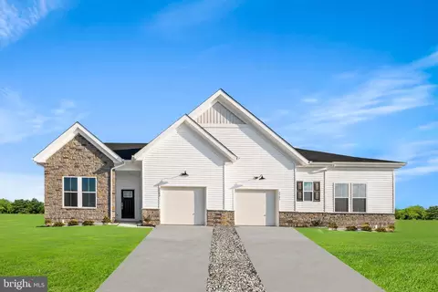 1006 Resort Blvd, Dover, DE 19904