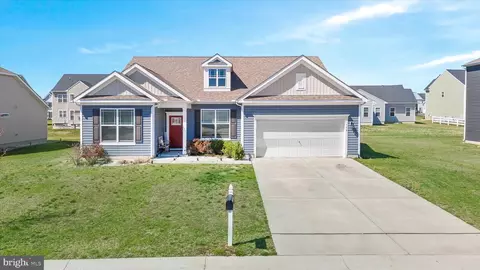 735 Red Maple Rd, Smyrna, DE 19977