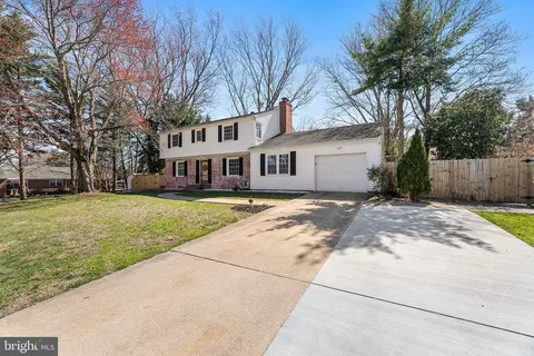 20 S Fairfield Dr, Dover, DE 19901 photo 2