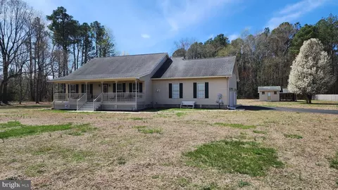 2331 Hunting Quarter Rd, Houston, DE 19954