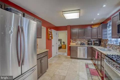 Kitchen - 1245 Harrison Dr, Dover, DE 19901 photo 2 of 3