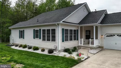 Exterior - 130 Maple Glen Dr, Dover, DE 19904 photo 1 of 7