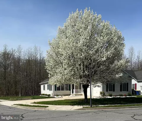 130 Maple Glen Dr, Dover, DE 19904
