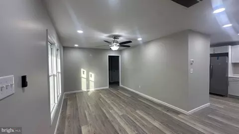 Entry Way - 137 N Governors Blvd, Dover, DE 19901 photo 1 of 3