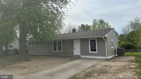 137 N Governors Blvd, Dover, DE 19901 photo 1
