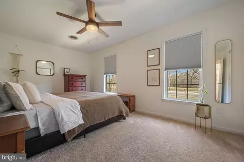Bedroom - 1340 Mckee Rd, Dover, DE 19904 photo 5 of 7
