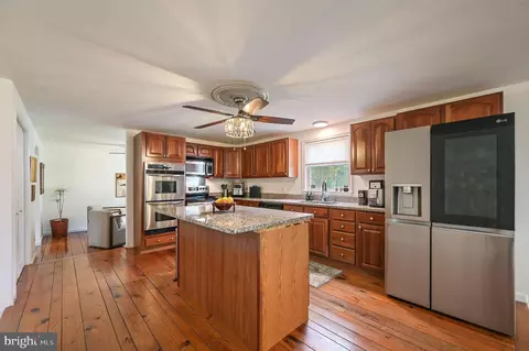 Kitchen - 1340 Mckee Rd, Dover, DE 19904 photo 3 of 3