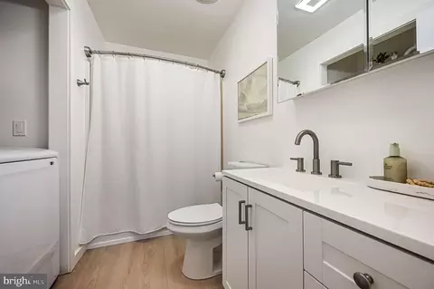 Bath - 1340 Mckee Rd, Dover, DE 19904 photo 3 of 3