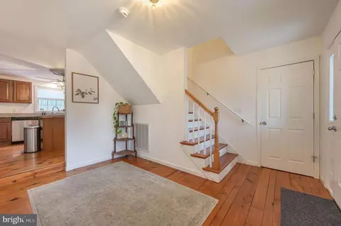Entry Way - 1340 Mckee Rd, Dover, DE 19904 photo 1 of 4
