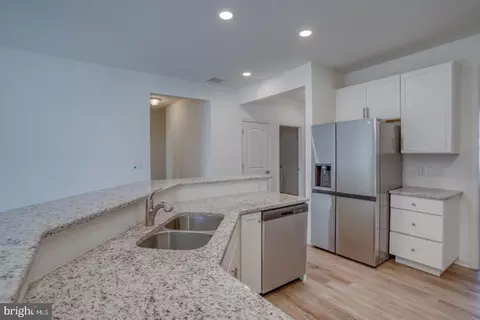 Entry Way - 78 Leander Dr, Dover, DE 19904 photo 6 of 10