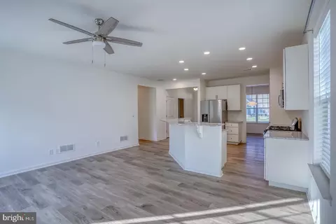 Entry Way - 78 Leander Dr, Dover, DE 19904 photo 3 of 10