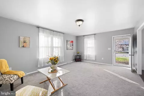 Living - 216 Delaware Ave, Harrington, DE 19952 photo 1 of 1