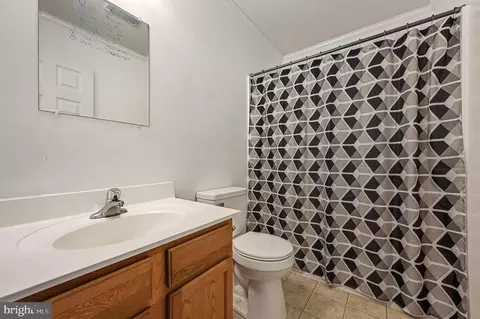 Bath - 31 Reed St, Harrington, DE 19952 photo 1 of 1