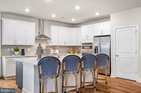 23 Carney Ct, Dover, DE 19904