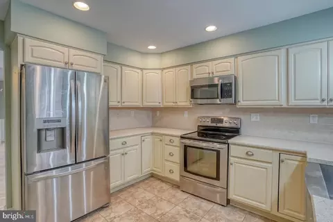 Kitchen - 349 Pine Valley Rd, Dover, DE 19904 photo 2 of 4
