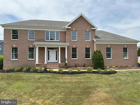 Exterior - 564 Brookfield Dr, Dover, DE 19901 photo 3 of 4