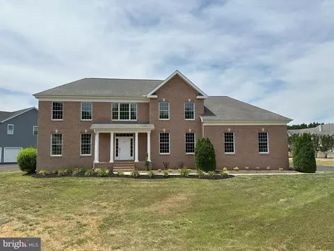 Exterior - 564 Brookfield Dr, Dover, DE 19901 photo 2 of 4