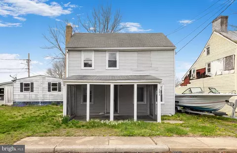 141 Front St, Leipsic, DE 19901 photo 2