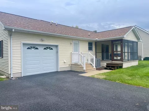 Exterior - 956 Westview Ter, Dover, DE 19904 photo 3 of 12