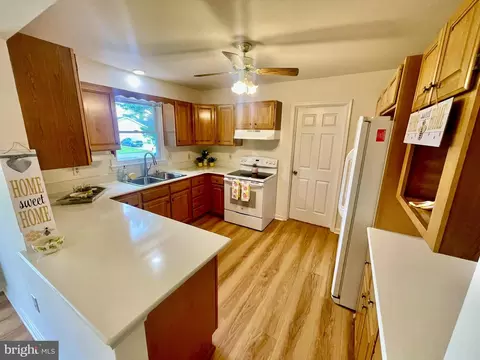 Kitchen - 956 Westview Ter, Dover, DE 19904 photo 1 of 9